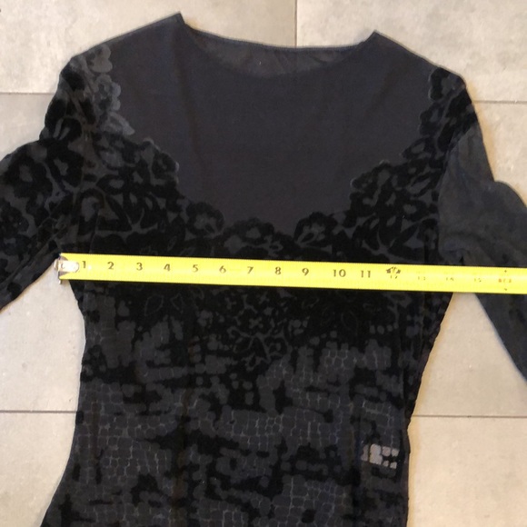 Ritmo di Perla One Piece Nylon Bodysuit with Raised Velvety Floral Design - Picture 9 of 16